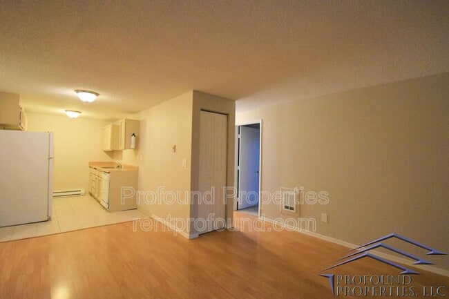 Building Photo - 12225 SW Gingham Ln