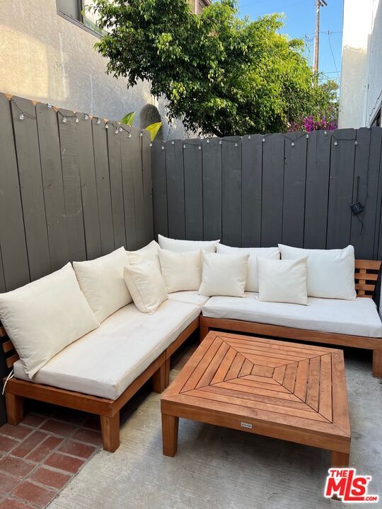 Building Photo - 1837 11th St