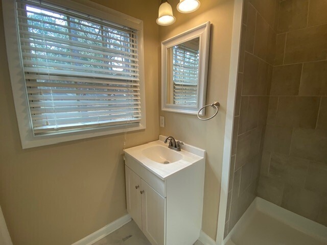 Building Photo - 103 W Stevens St