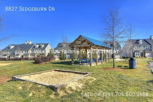 Building Photo - 8827 SedgeBurn Dr