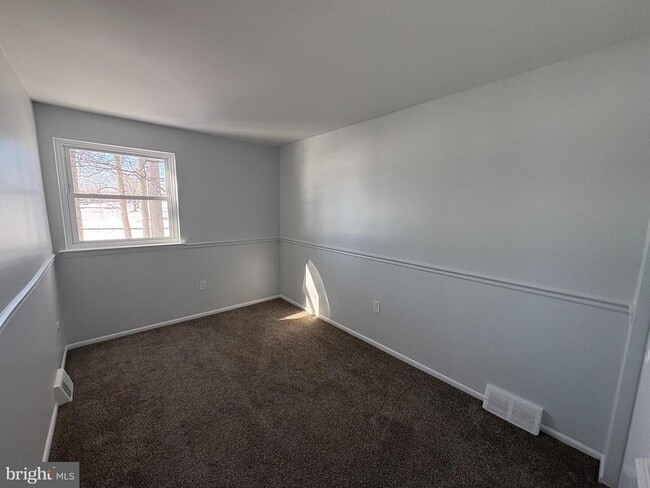 Building Photo - 3918 Stevenson St