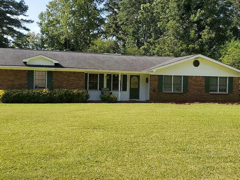 Building Photo - 3320 W Stewart Mill Rd