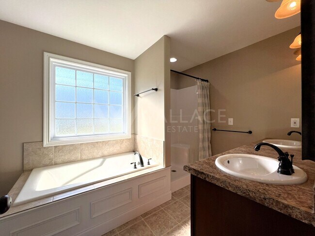 Building Photo - BEAUTIFUL 3 BEDROOM HOME IN CLEAR SPRING P...