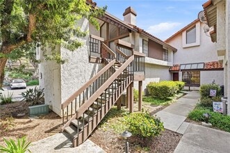 Building Photo - 302 Maui Dr