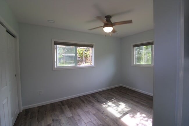 Building Photo - Newly Remolded One Bedroom in Quiet Wahiaw...