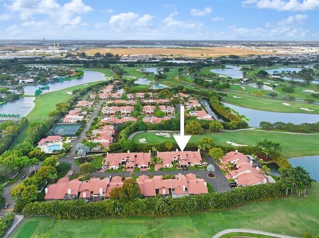 Building Photo - 9340 NW 48th Doral Terrace