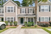 Building Photo - 9030 Maple Grove Dr