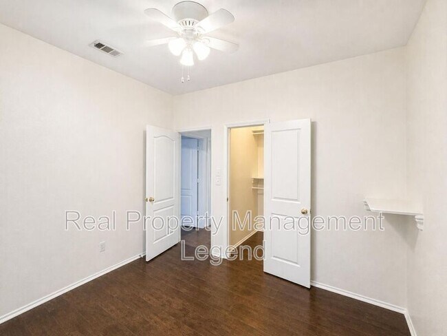 Building Photo - 9518 Prestmont Pl