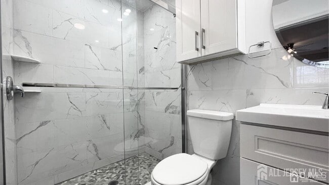 Building Photo - 336 Cozzens Ct