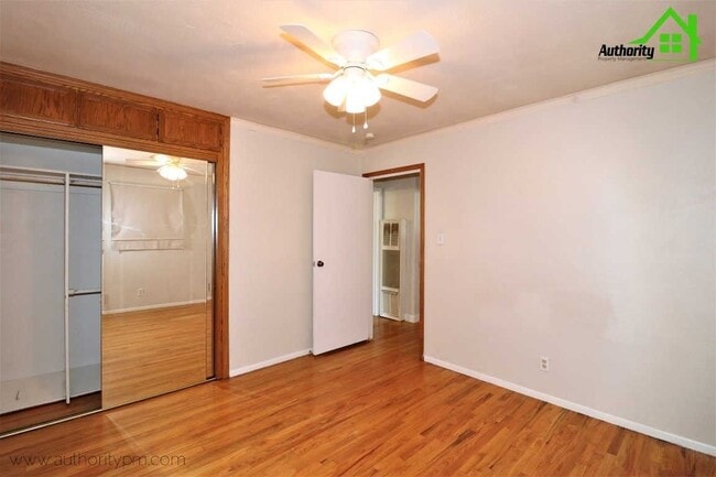 Building Photo - 2413 Ramona Pl