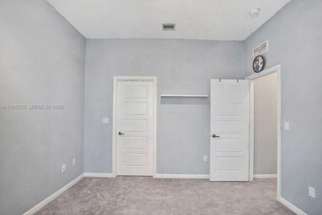 Building Photo - 760 NE 193rd Terrace