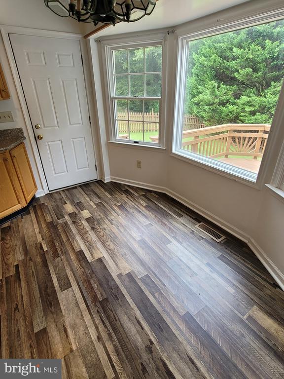 Building Photo - 2435 Pimpernel Dr