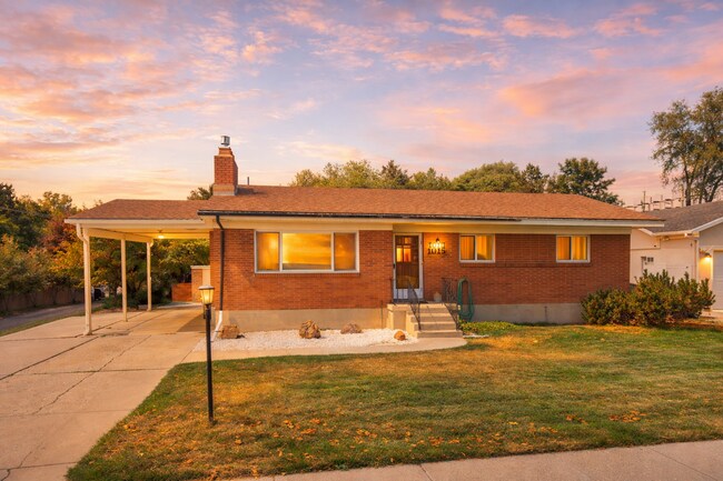 Building Photo - 1016 E 3825 S