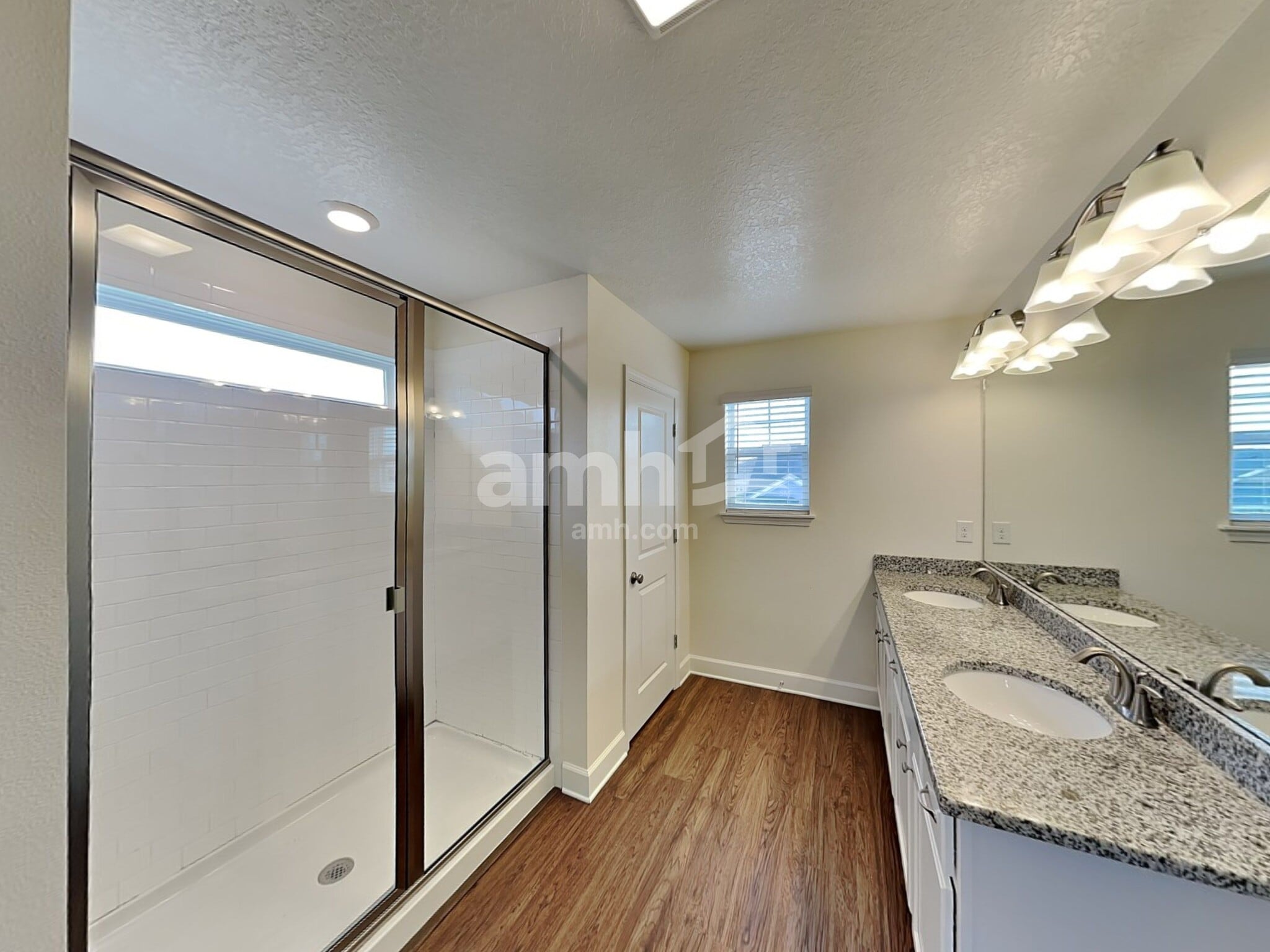 Building Photo - 315 Pine Terrace Dr