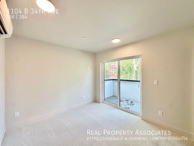Building Photo - 1104 B 34th Ave