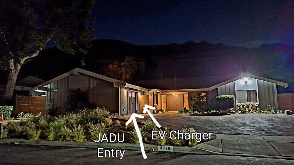 Studio JADU also for rent new construction - 6216 Paseo Canyon Dr