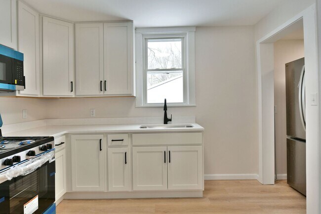 Building Photo - 310/312 Prospect St