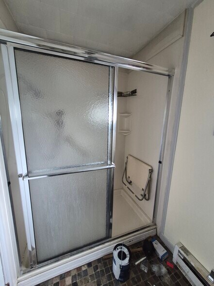 1st FL Bathroom - 1744 W Market St