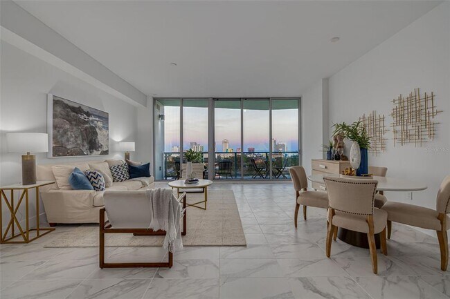 Building Photo - 777 3rd Ave N