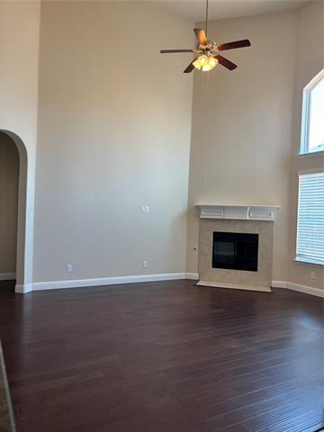 Building Photo - 6117 Mickelson Way