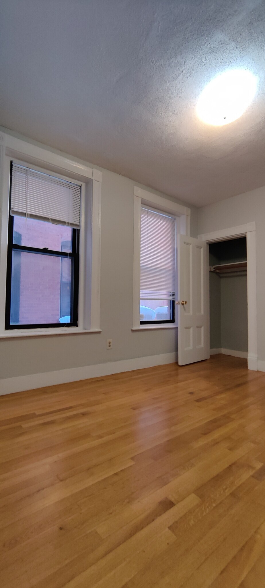 Building Photo - 308 Washington St