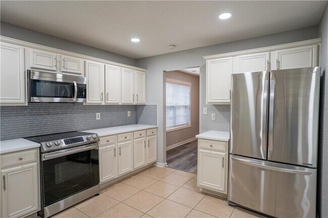 Building Photo - 3243 Newtons Crest Cir