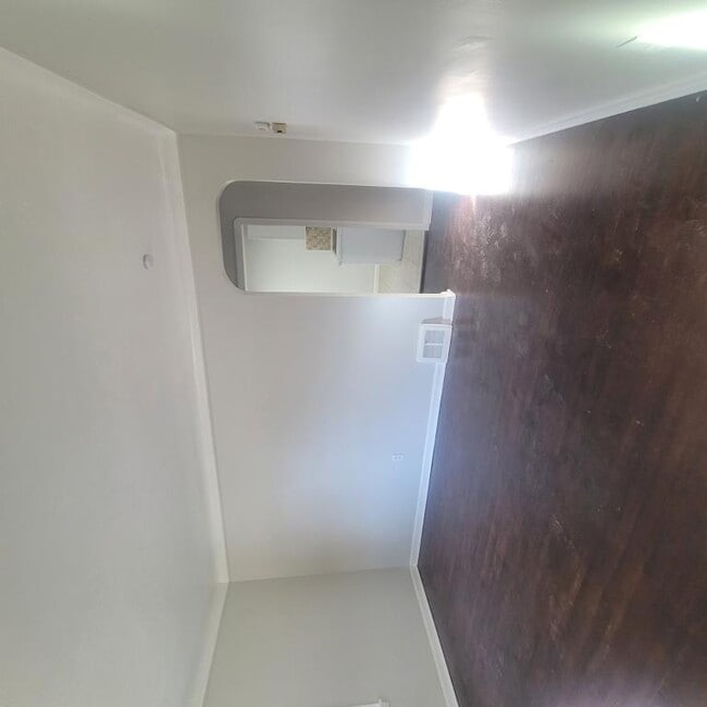 Building Photo - 13500 Crossburn Ave