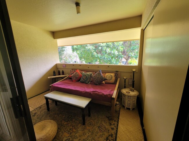 Building Photo - Maui Gardens One bedroom one bath