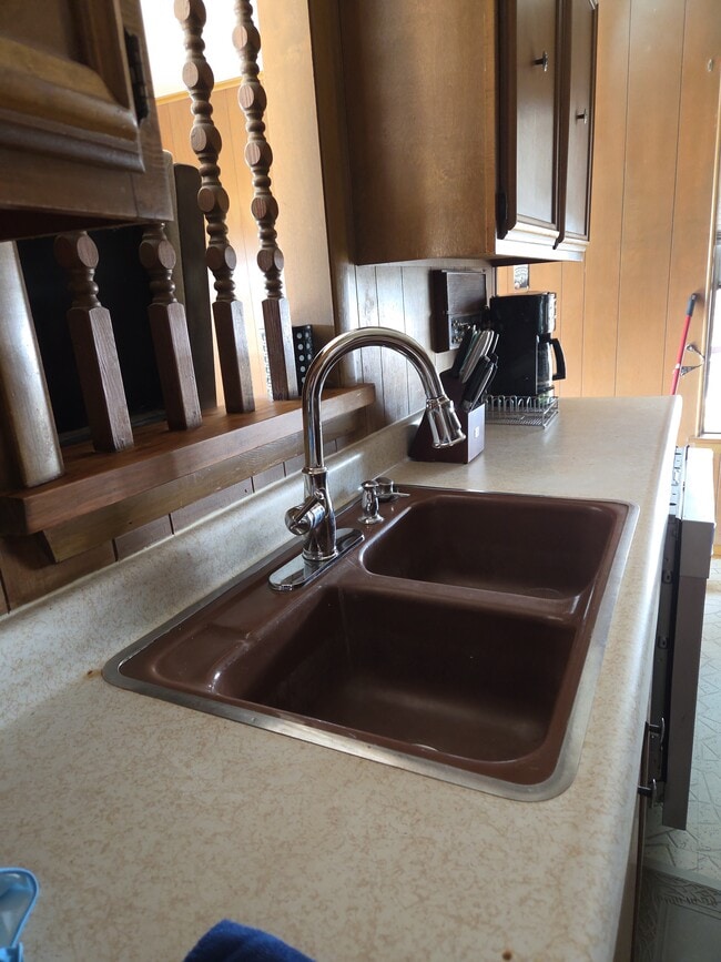 Building Photo - 2910 Wacos Dr