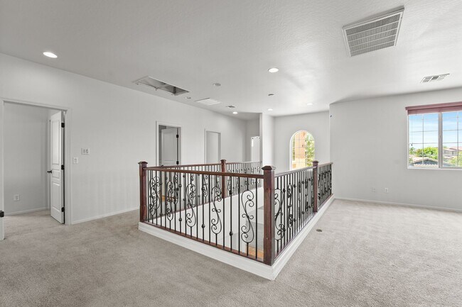 Building Photo - Live Large in Maricopa – Over 3,900 Sq Ft ...