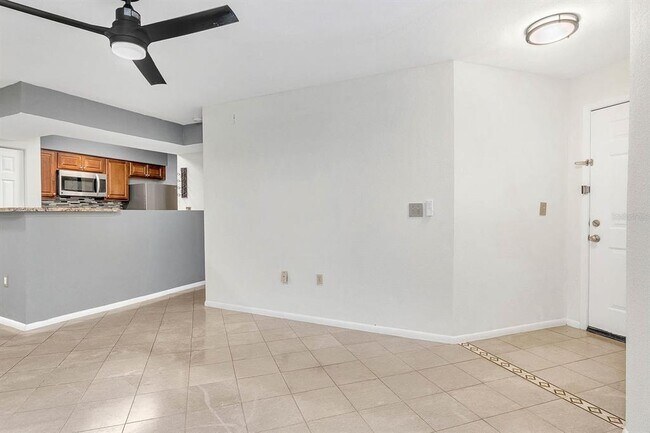 Building Photo - 3032 Parkway Blvd
