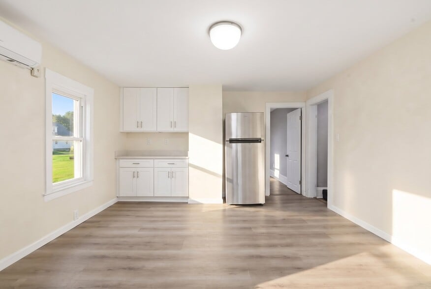 Building Photo - 18 Aldrich Rd