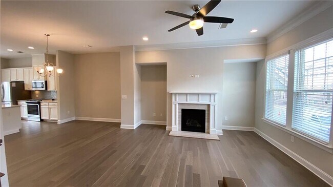 Building Photo - 4426 Kerrington Ave