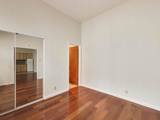 Building Photo - 2228 Union St