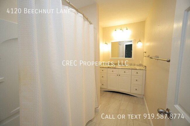 Building Photo - 4120 Beechnut Ln