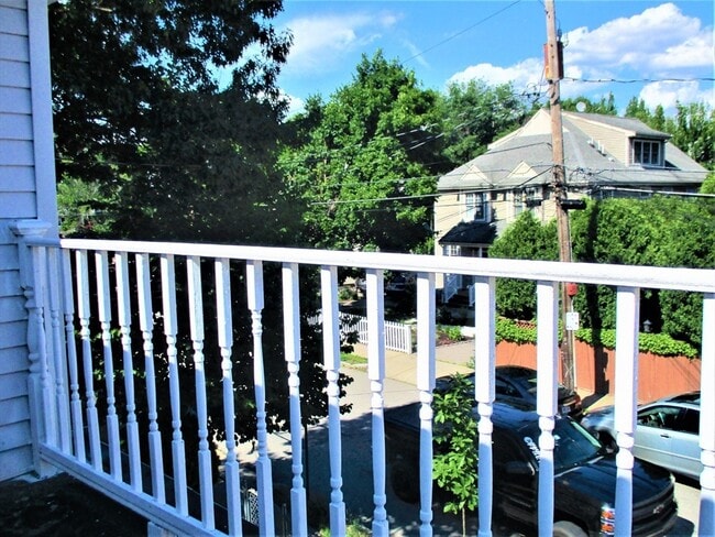 Building Photo - 103 Faxon St