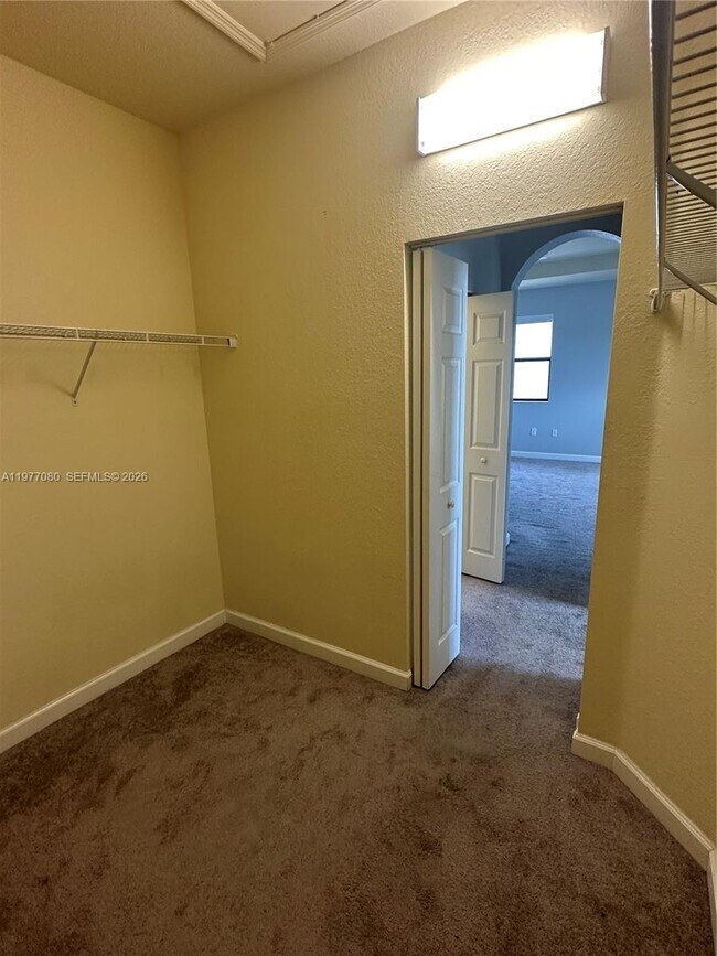 Building Photo - 3473 W 86th Terrace