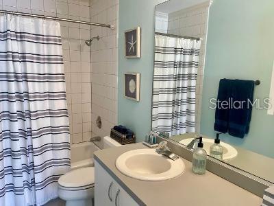 Building Photo - 1755 Siesta Dr