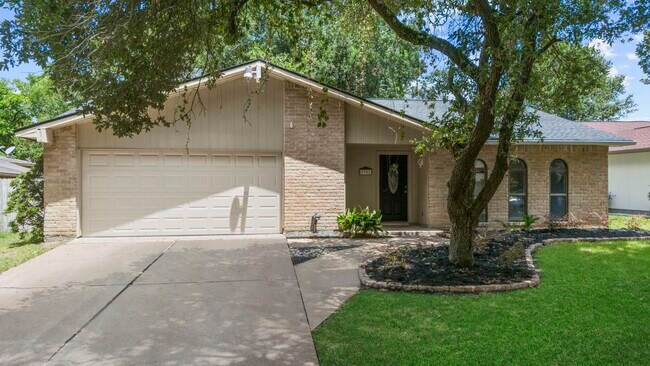 Building Photo - 3902 Marywood Dr