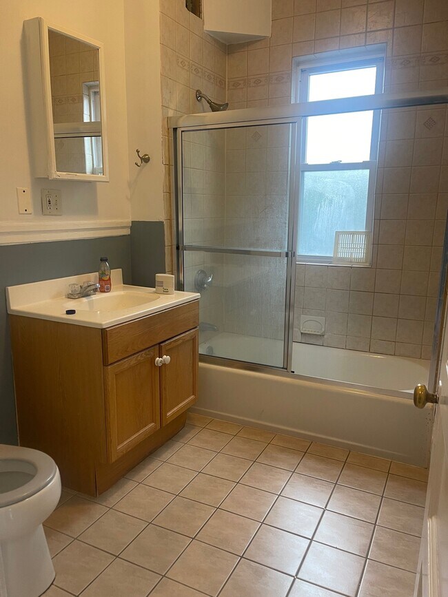 Building Photo - 801 Boylston St