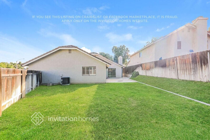 Building Photo - 5973 Maybelle St