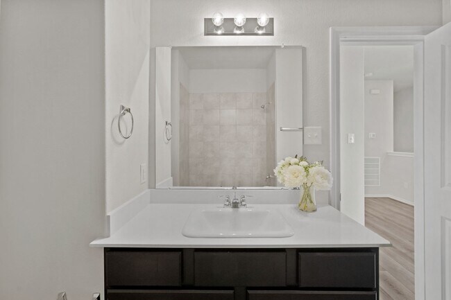 Building Photo - 1402 Acorn Mdw St