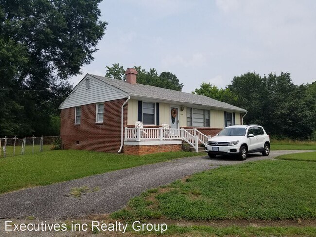 Building Photo - 3 br, 1 bath House - 2346 Fernbrook Drive