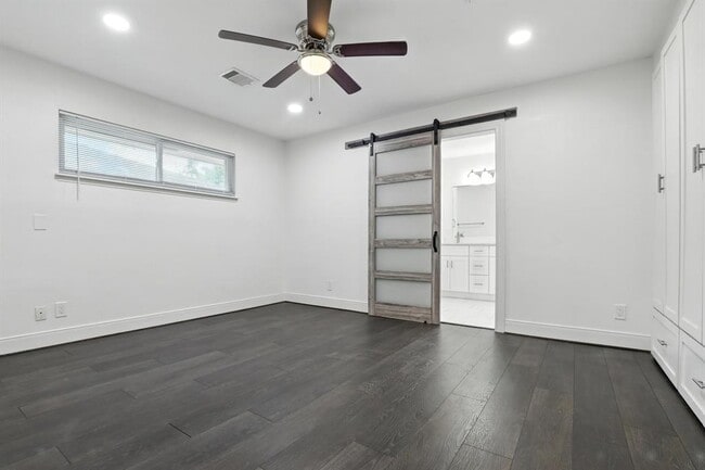 Building Photo - 9226 Kapri Ln