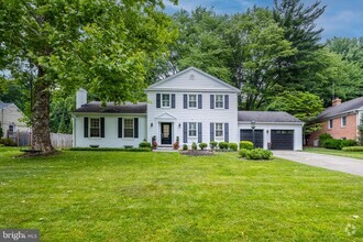 Building Photo - 6729 Newbold Dr