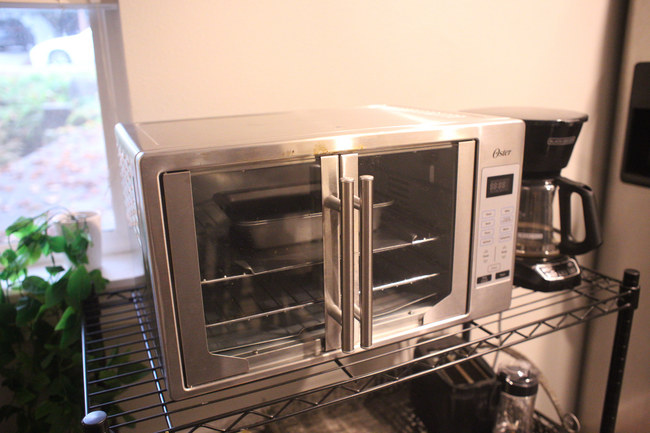 Tabletop oven that can fit two 16in pizzas and can cook anything, even sourdough! - 1045 NE 115th St