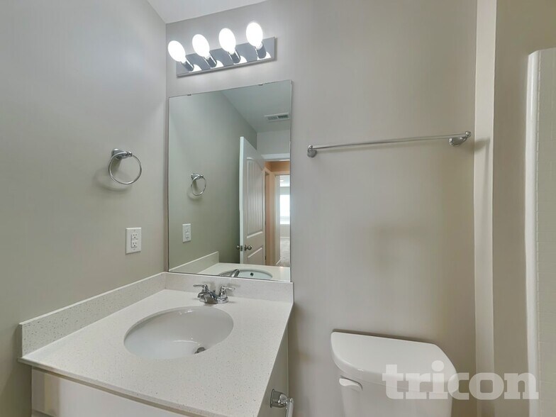 Building Photo - 9216 War Eagles Way