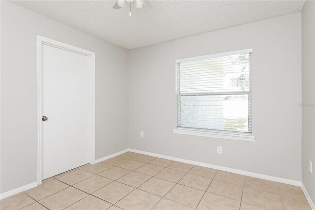 Building Photo - 259 Magellan Dr