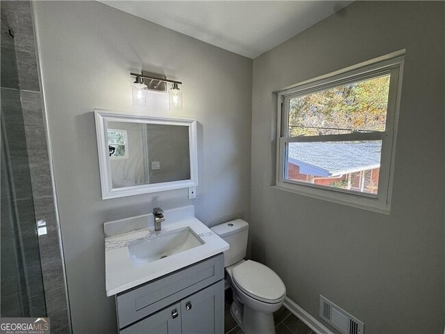 Building Photo - 3489 Creighton Rd SW