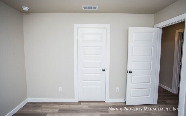 Building Photo - 13212 Ave. S-